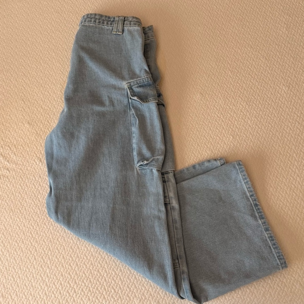 PrettyLittleThing Light Blue Cargo Pants - Picture 2 of 5